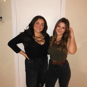 Meet your Posher, Chloe